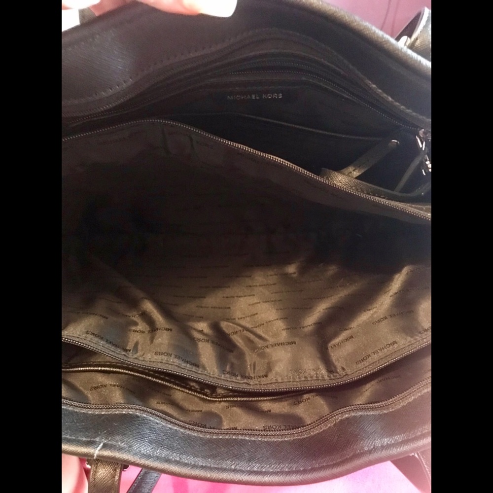 🚫SOLDAuthentic Michael Kors Jet Set Tote, Black - Picture 5 of 7